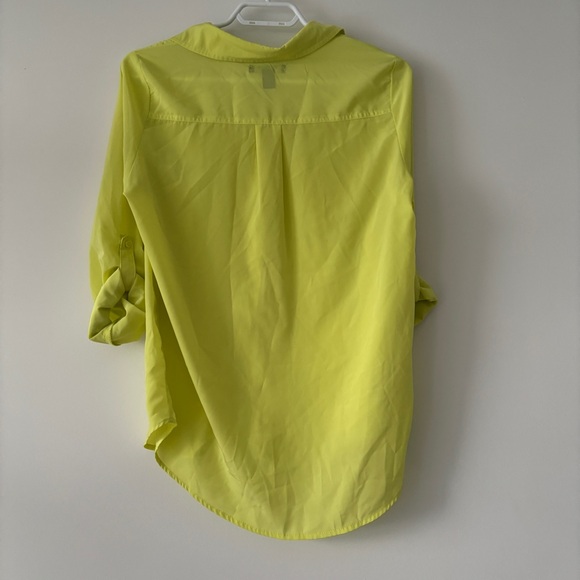 OLD NAVY women’s Button-Up Blouse – Size S, Neon Yellow - Picture 3 of 8